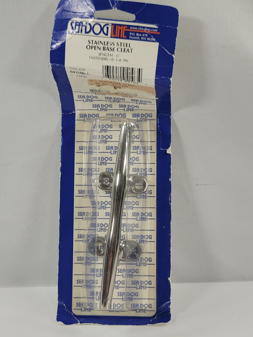Sea Dog 041606-1 Stainless Steel Open Base Cleat 6"